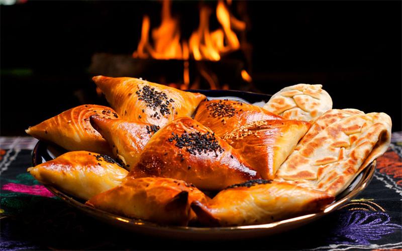 ОСЕТИНСКИЙ ПИРОГ С МЯСОМ